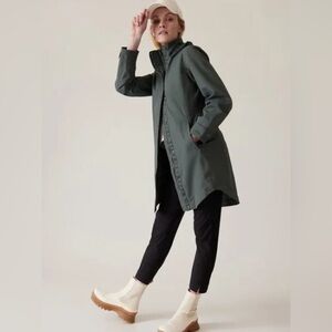 NWT Athleta Rainout Sutro Long Bali Green Trench Coat Size XXS.